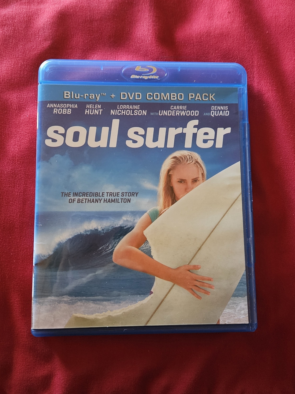 Soul Surfer Blu-ray + DVD Combo Pack - Blue Case